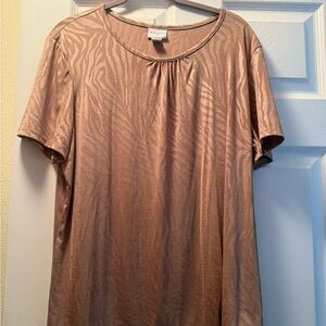 Jaclyn Smith Short Sleeve Top in Shimmering Tan